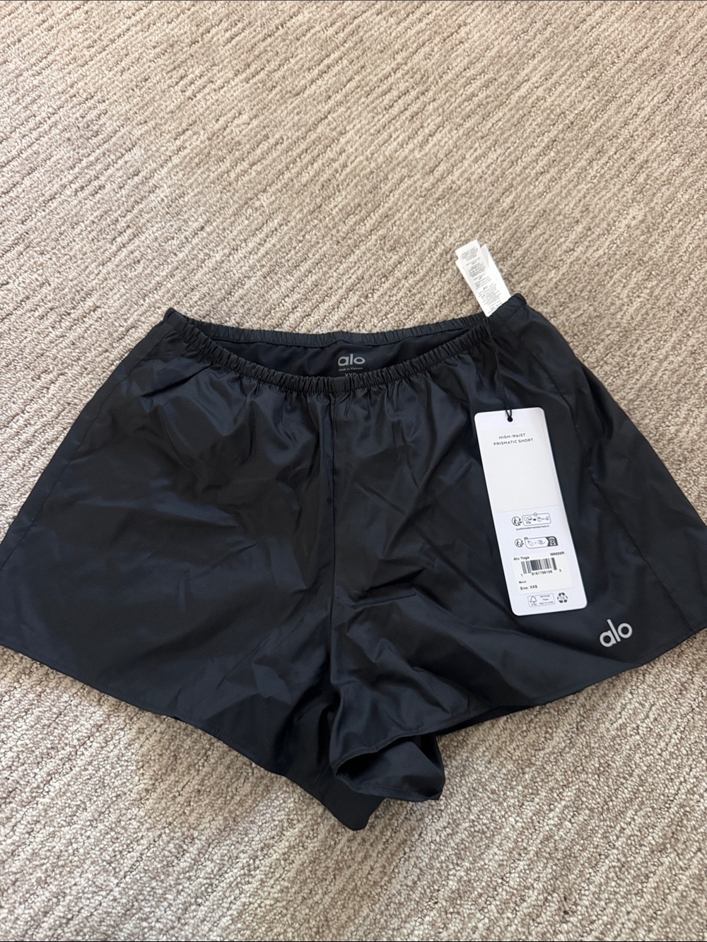 ALO Yoga Black High Waist Prismatic Short